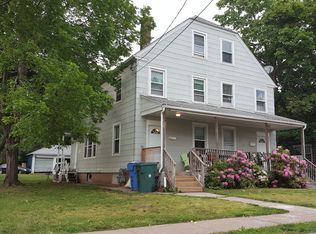 11 Bank St, Manchester, CT 06040