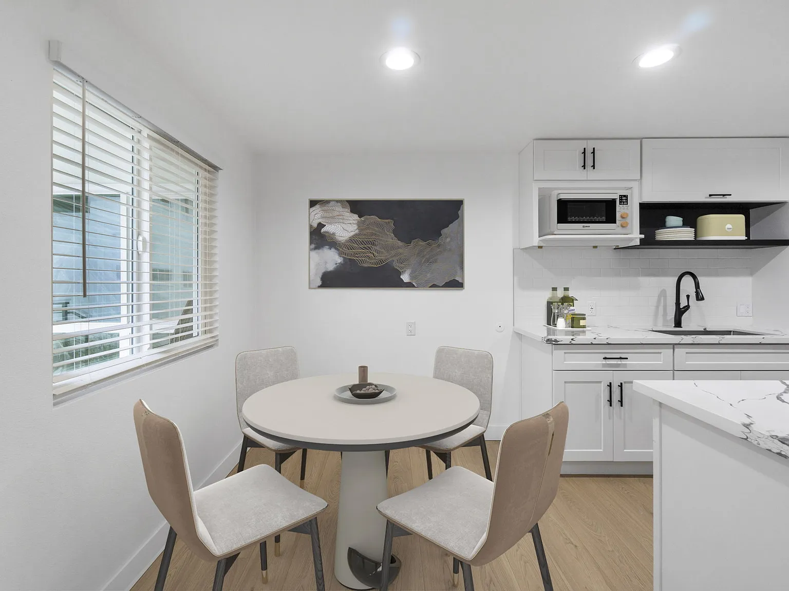 Torrance Gateway Apartments — Photo 3