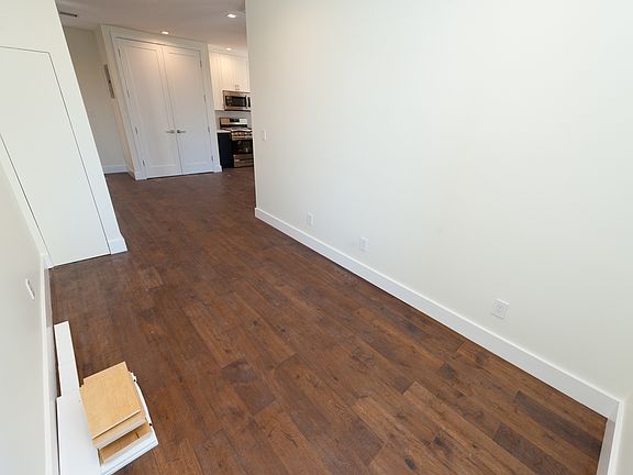 5th image of 2522 14th St #2R
