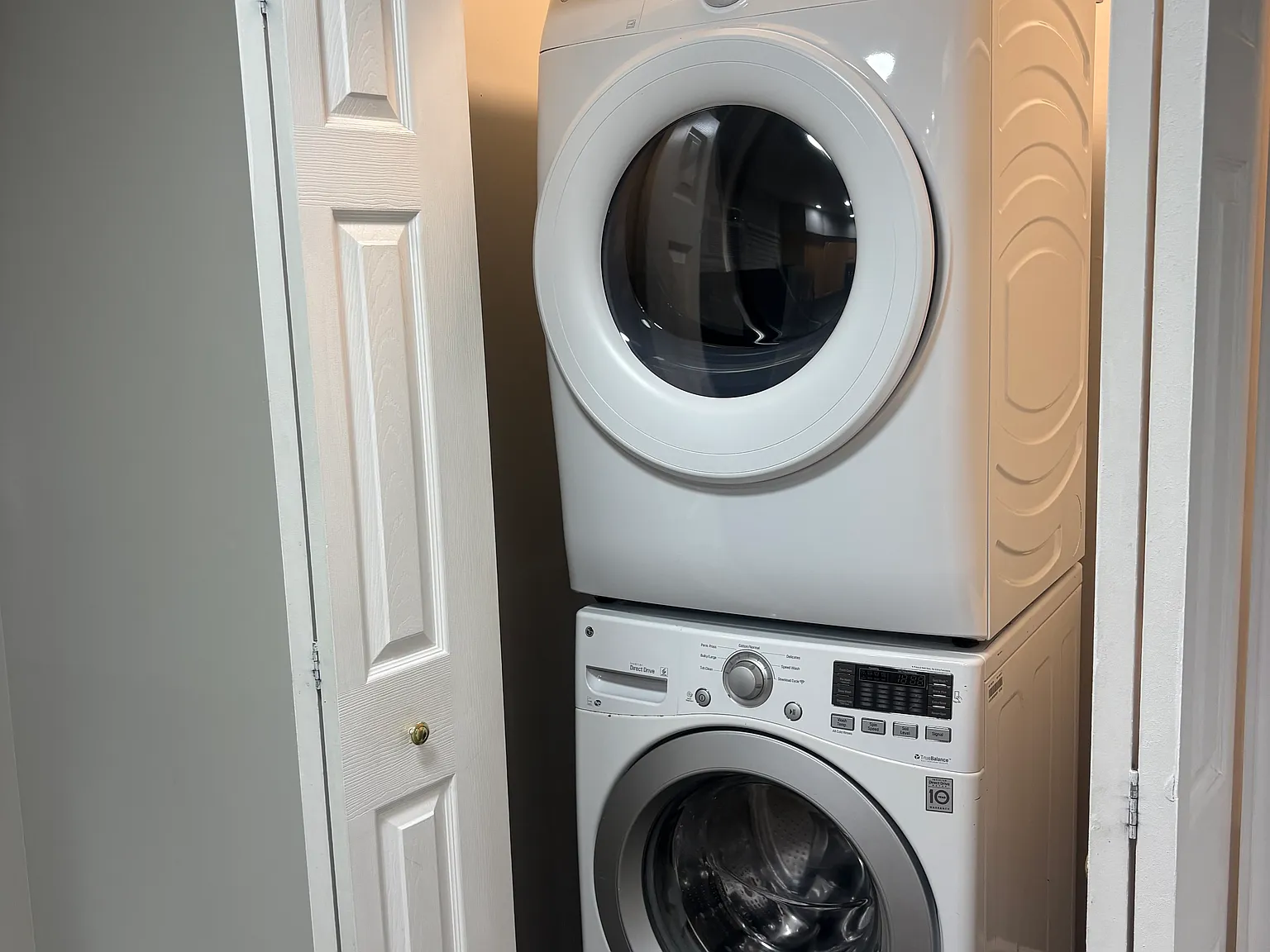 2 bed, 750 sqft, $1,375 — Photo 3