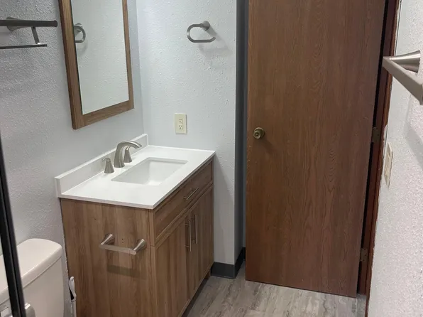 204 Clark Ave #2, Ames, IA 50010