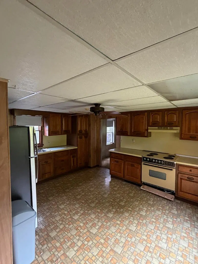 435 Wilson St — Photo 3