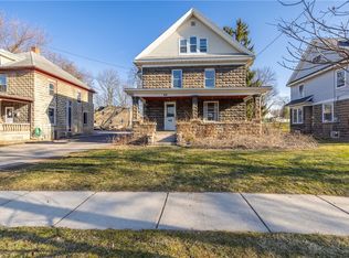 60 Parce Ave, Fairport, NY 14450