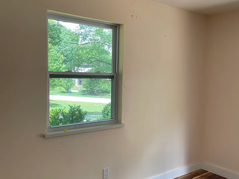 1508 S Bedford Rd — Photo 16