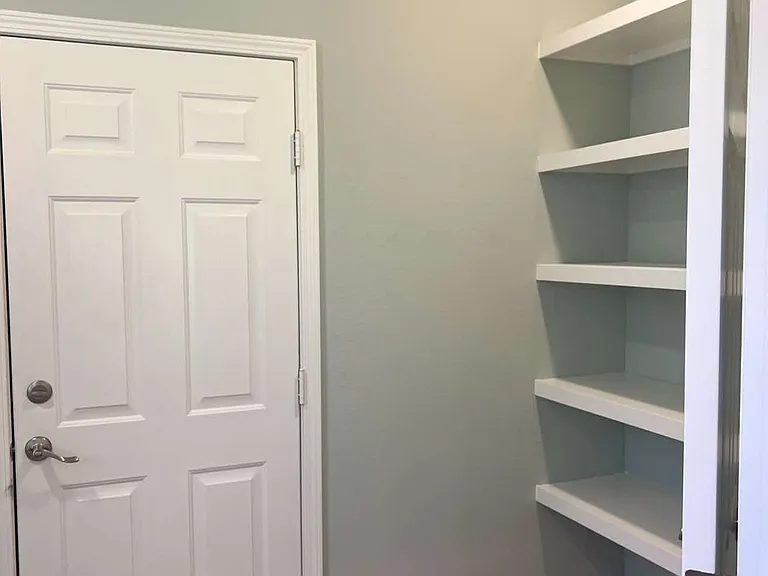 42 Coburn Dr E — Photo 14
