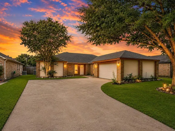4805 Whispering Falls Dr, Houston, TX 77084