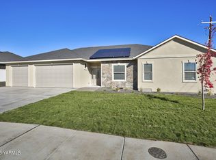 7201 Vista Ridge Ave, Yakima, WA 98903