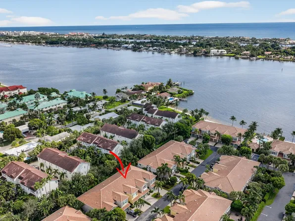124 Las Brisas Circle, Hypoluxo, FL 33462