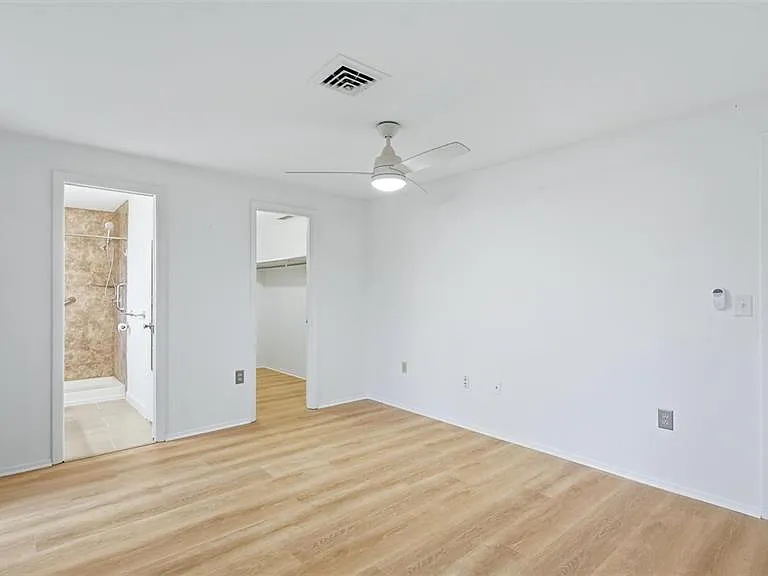 1329 Nantucket Rd — Photo 17