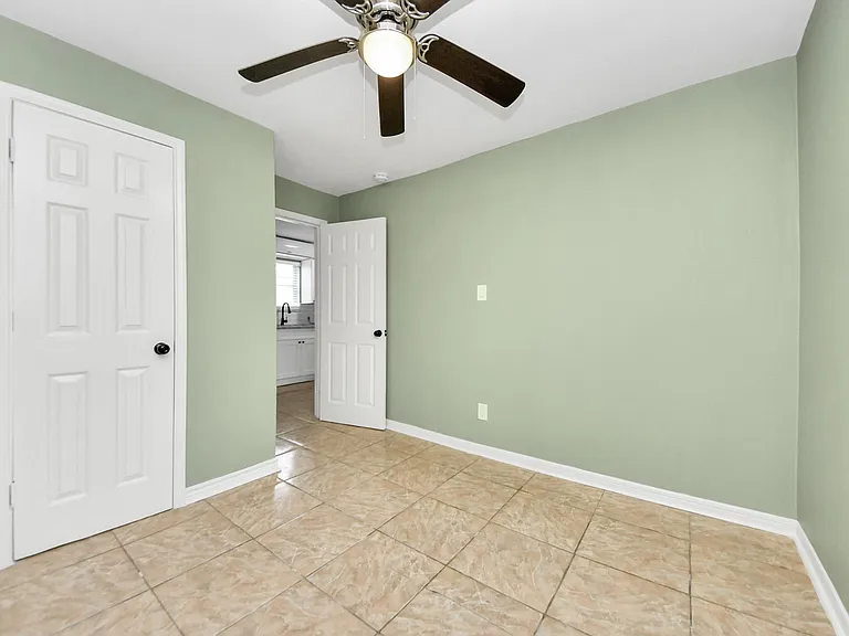 4102 Engelke St #C — Photo 9