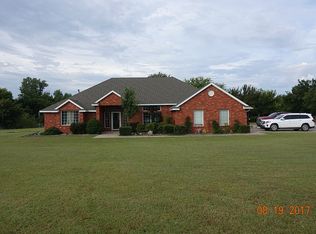 8697 NW Stoney Point Rd, Lawton, OK 73507