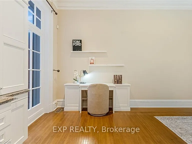 46 Herkimer St #2 — Photo 10