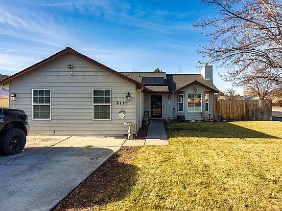 3rd image of 2119 SW 29th St