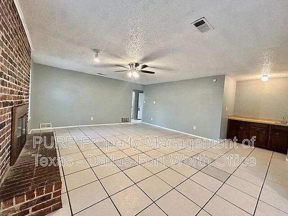 5th image of 4607 Menzer Rd