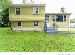 4 E Side Ter, Wallingford, CT 06492