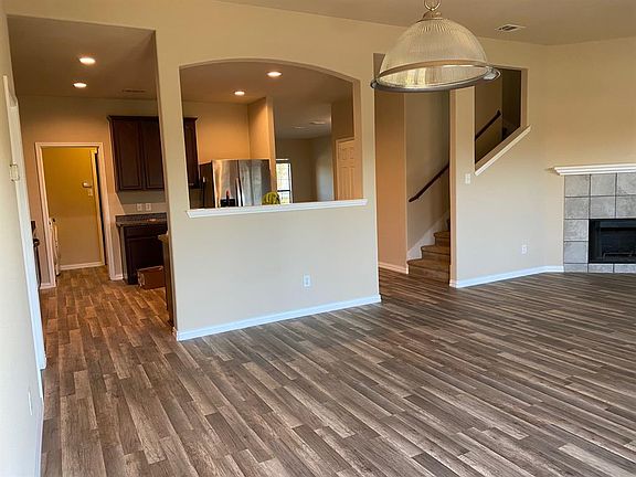2nd image of 1060 Barrington Dr