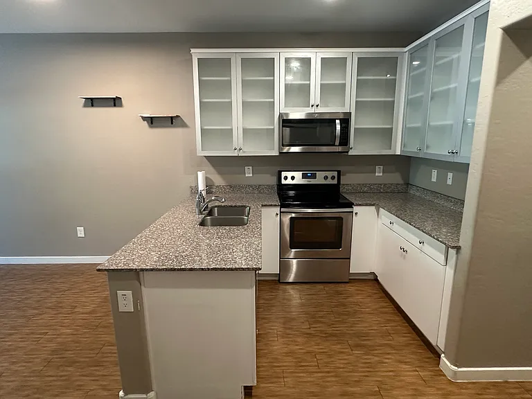 2354 E Hidalgo Ave — Photo 6