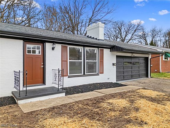 3rd image of 4885 4th St NW
