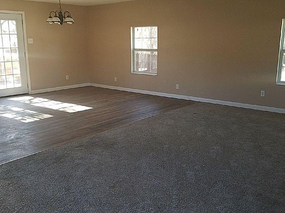 5th image of 100 Forestwood Dr