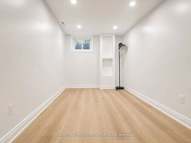 47 Stella Dr #BASEMENT — Photo 7