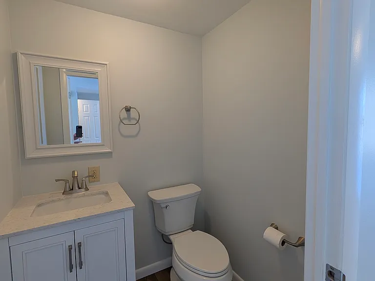 99 Village Green Dr #7 — Photo 6