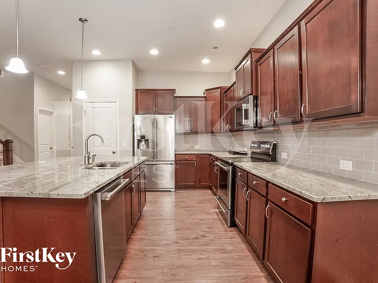 5821 Birtz Rd — Photo 6