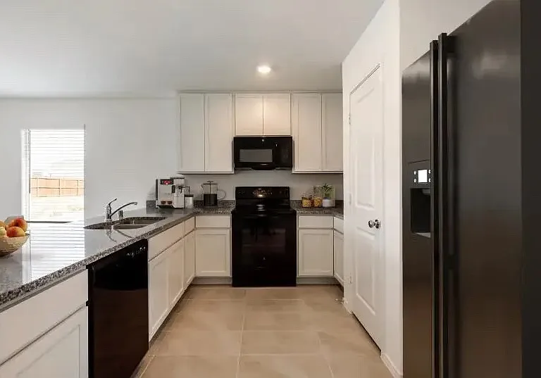 14822 Razorbill Dr — Photo 2
