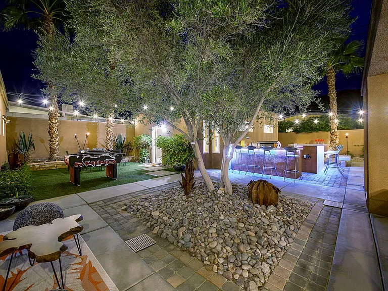 52883 Eisenhower Dr — Photo 58