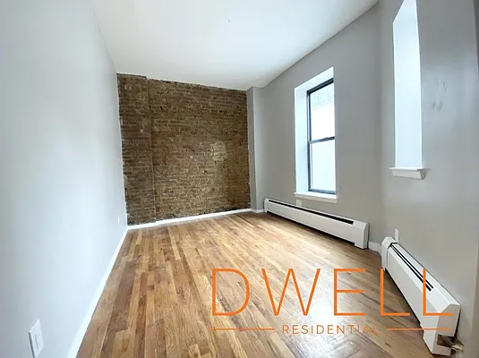 Rented by Dwell Residential Inc | media 10