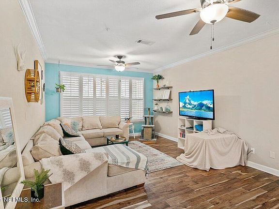 5th image of 13810 SUTTON PARK Drive #618