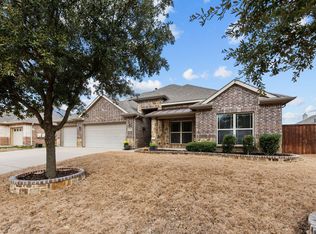 1109 Masquerade Dr, Midlothian, TX 76065