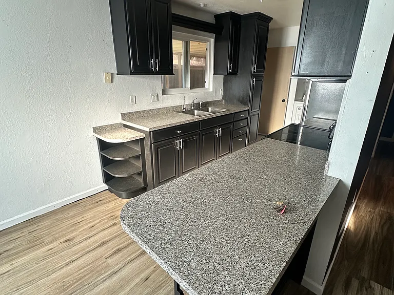 10334 Great Rock Rd — Photo 6