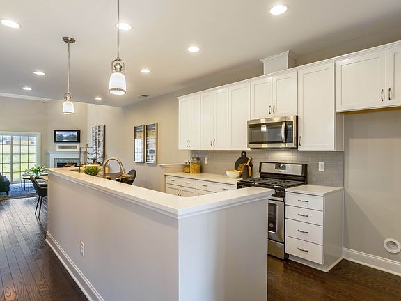 Images of the home are for illustrative purposes only and should never be relied upon.