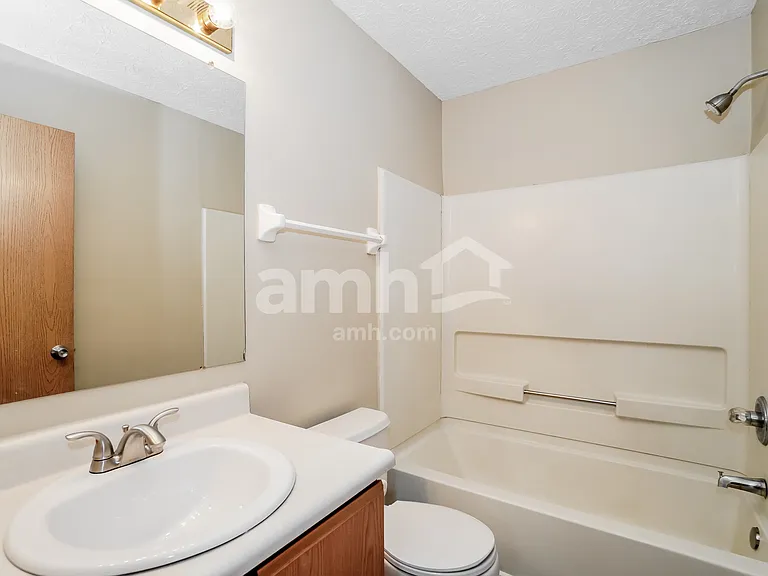 5433 Longworth Dr — Photo 12
