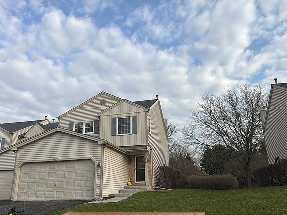 2nd image of 1953 Bayview Ln
