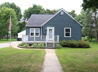 222 E Grant St, Lake Mills, WI 53551