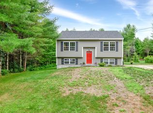5 Hillcrest Dr, Gray, ME 04039