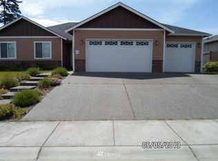 2865 SW Fairway Point, Oak Harbor, WA 98277