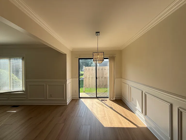 44540 Connecticut Ct — Photo 9