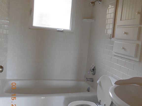 4th image of 18908 115th St NW