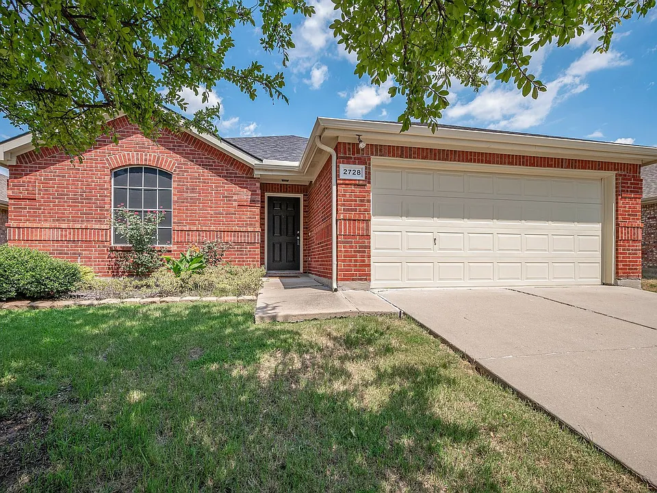 2728 Enchanted Eve Dr