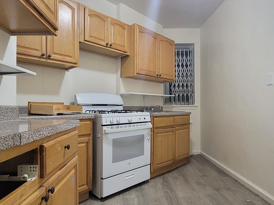1st image of 515 Avenue I APT 4C
