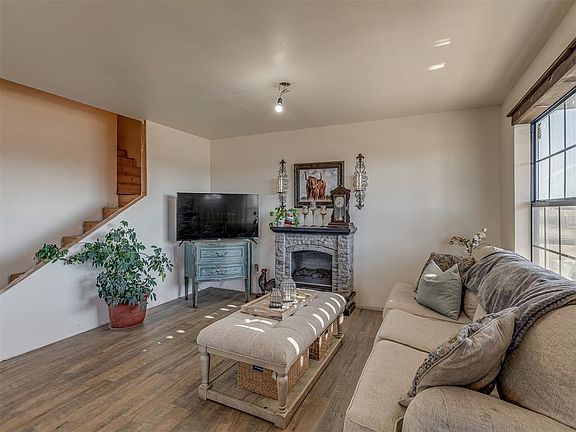 5th image of 7050 Slaughterville Rd