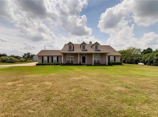 2704 Causbie Rd, Weatherford, TX 76087