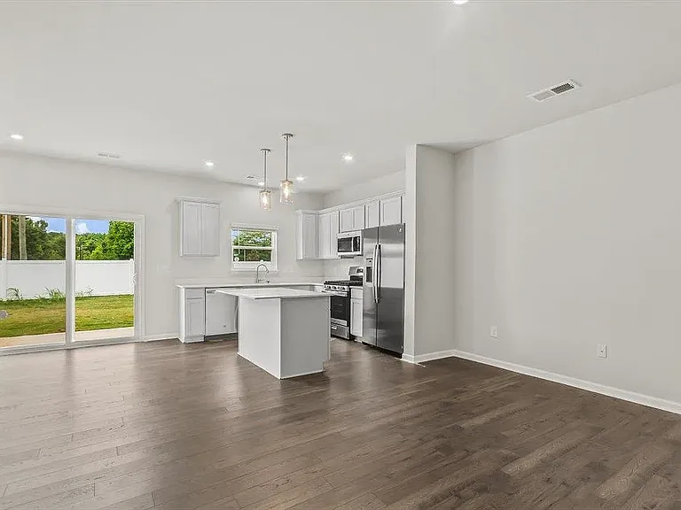 173 Randwick Ln — Photo 24