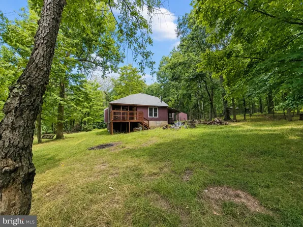 44 Cayuga Trl, Hedgesville, WV 25427