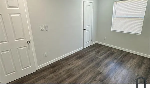 3916 S Normandie Ave — Photo 11