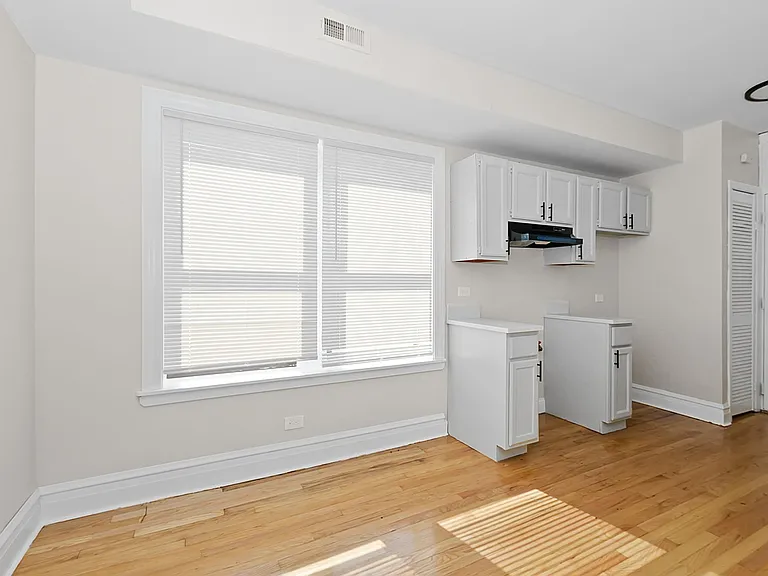 9848 S Walden Pkwy — Photo 8