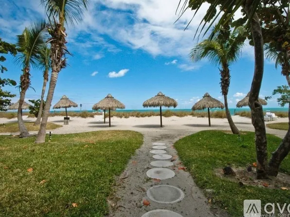 1121 Crandon Blvd APT E101, Key Biscayne, FL 33149