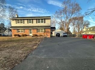 495 5th Ave #2, Warminster, PA 18974